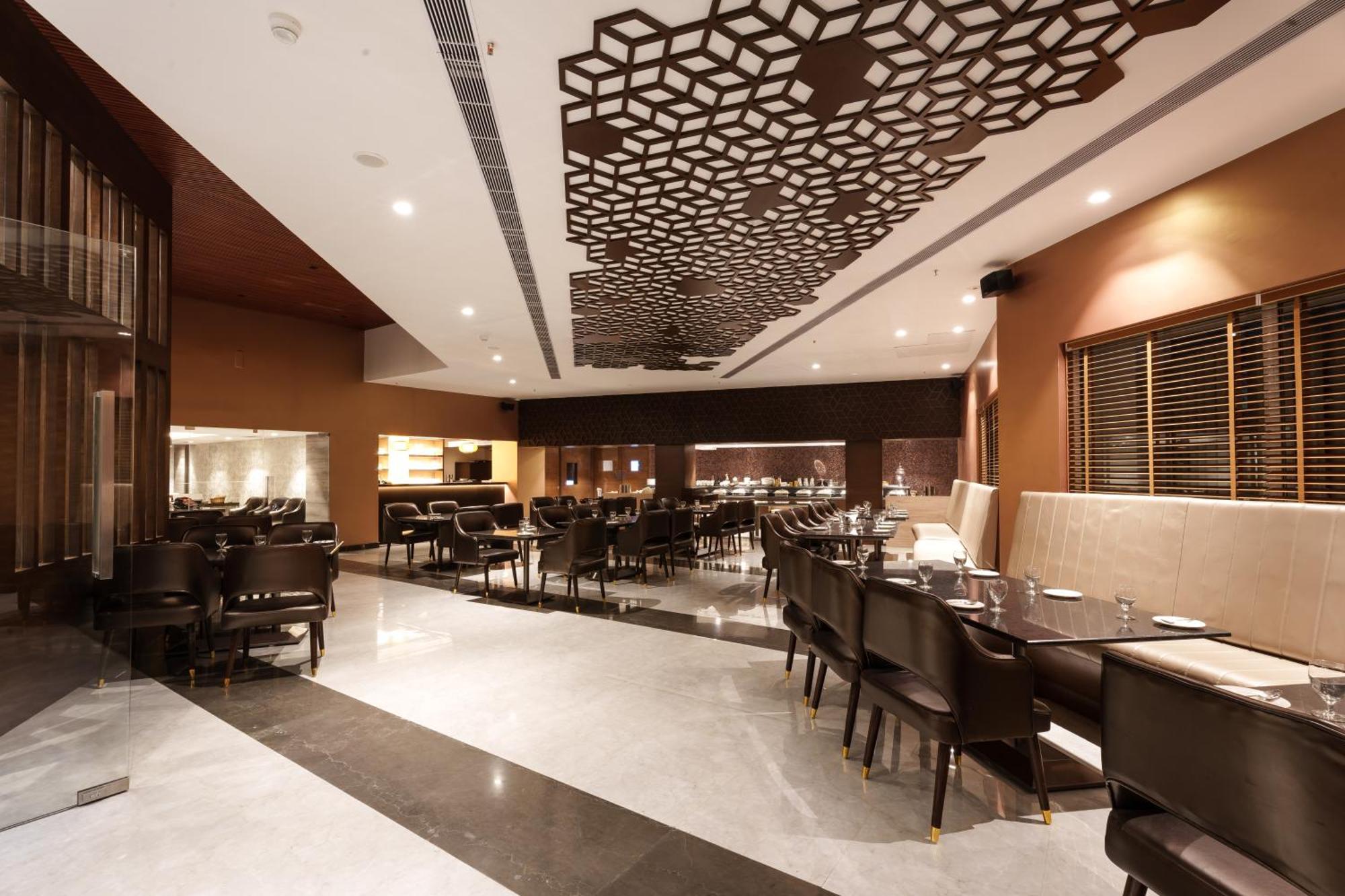 Pharos Hotels Csennai Kültér fotó