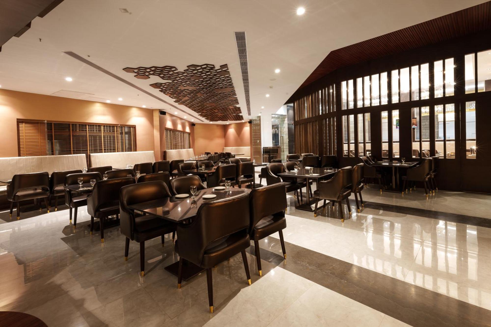 Pharos Hotels Csennai Kültér fotó