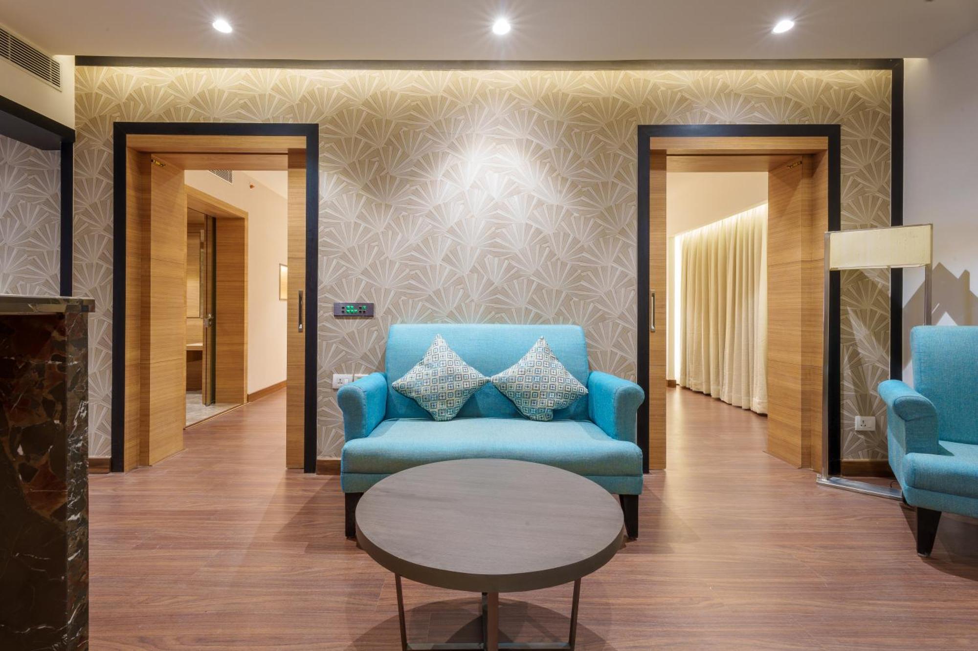 Pharos Hotels Csennai Kültér fotó