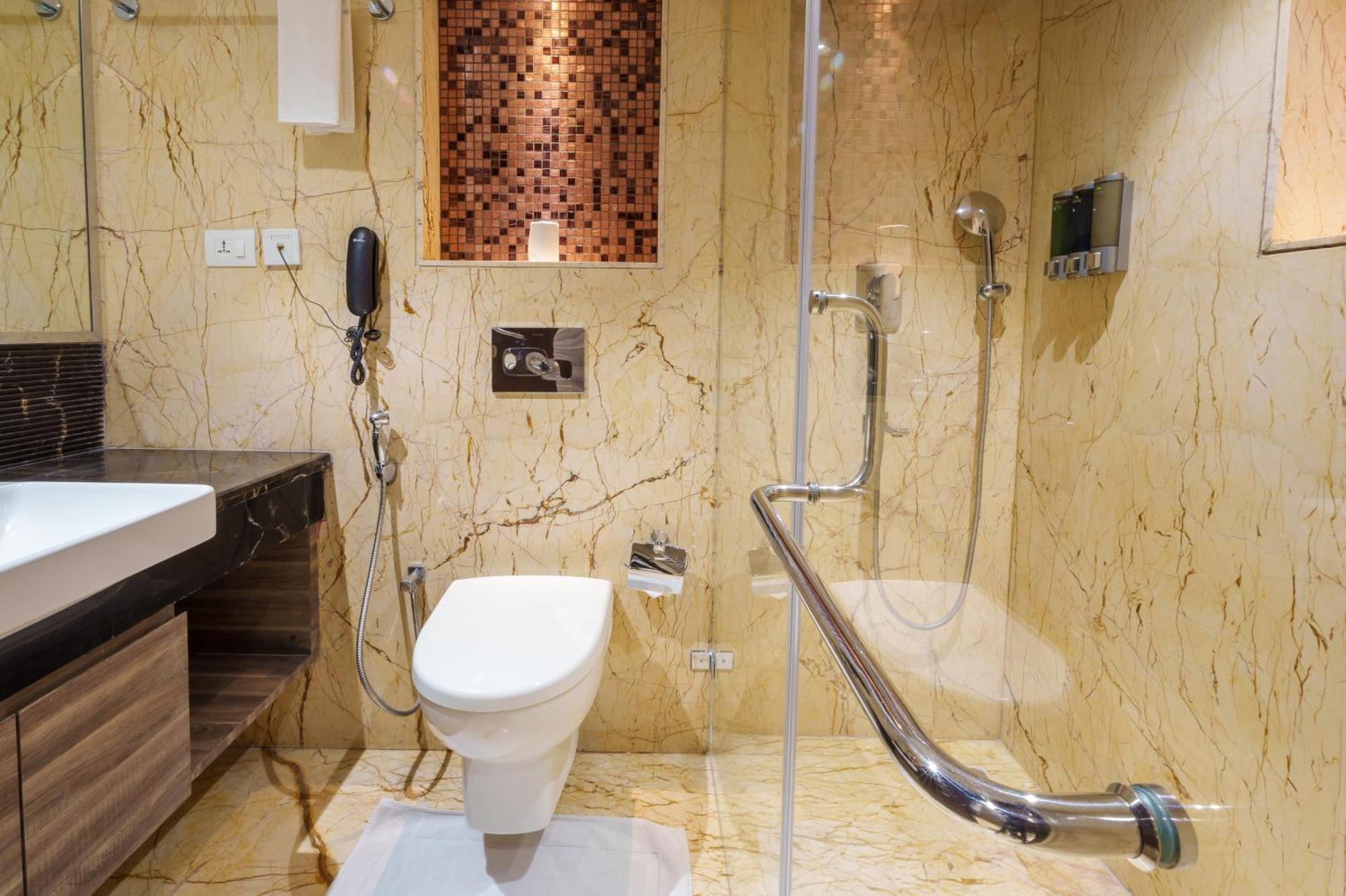 Pharos Hotels Csennai Kültér fotó